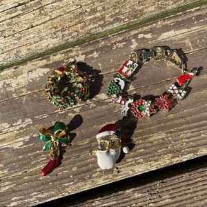 Vintage 90s GoldTone Link Charm Bracelet with Three Assorted Christmas Pins